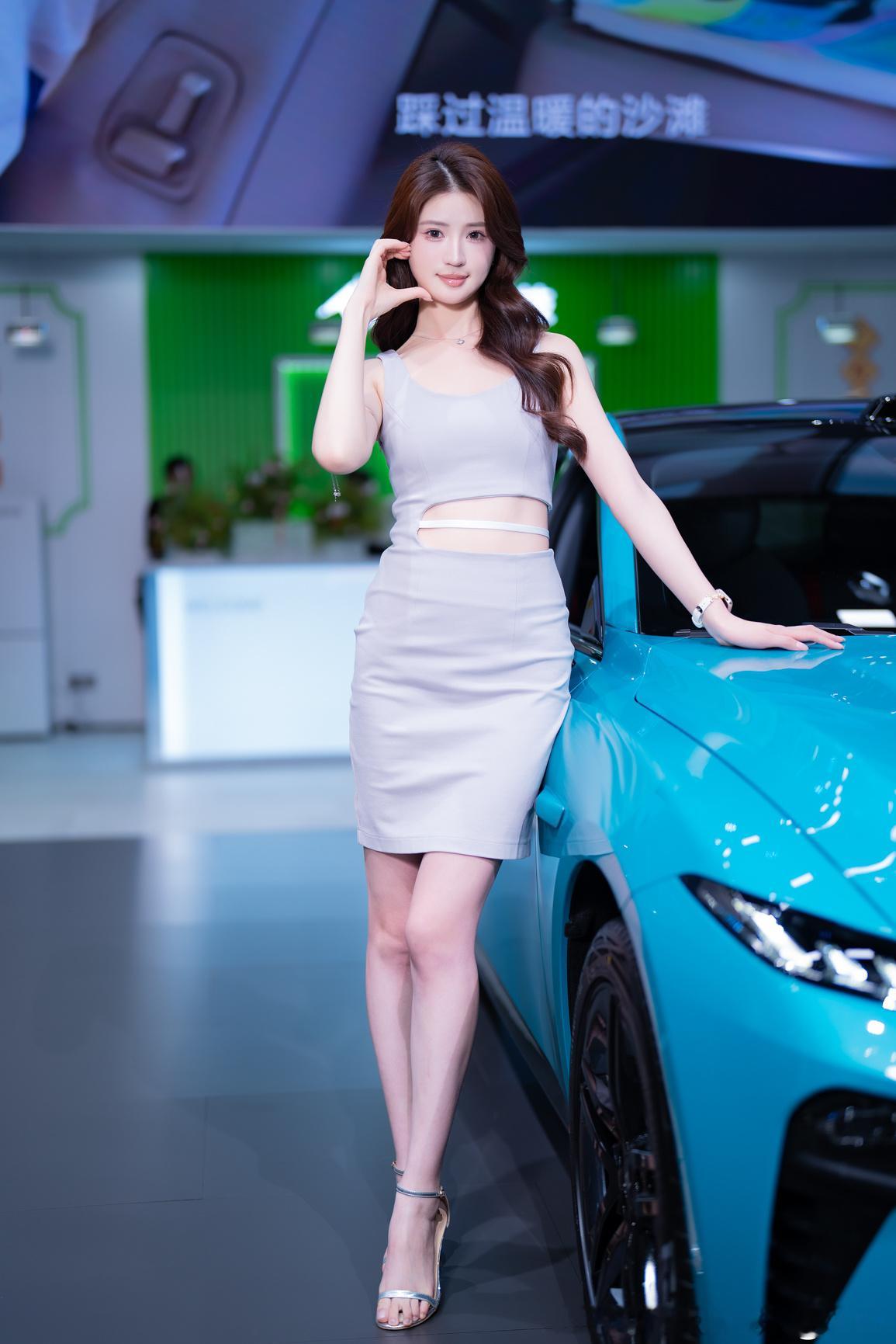 聆听猎人的车展日记聆听在广州国际车展猎人与车展 2025 广州国际车展想把图片带