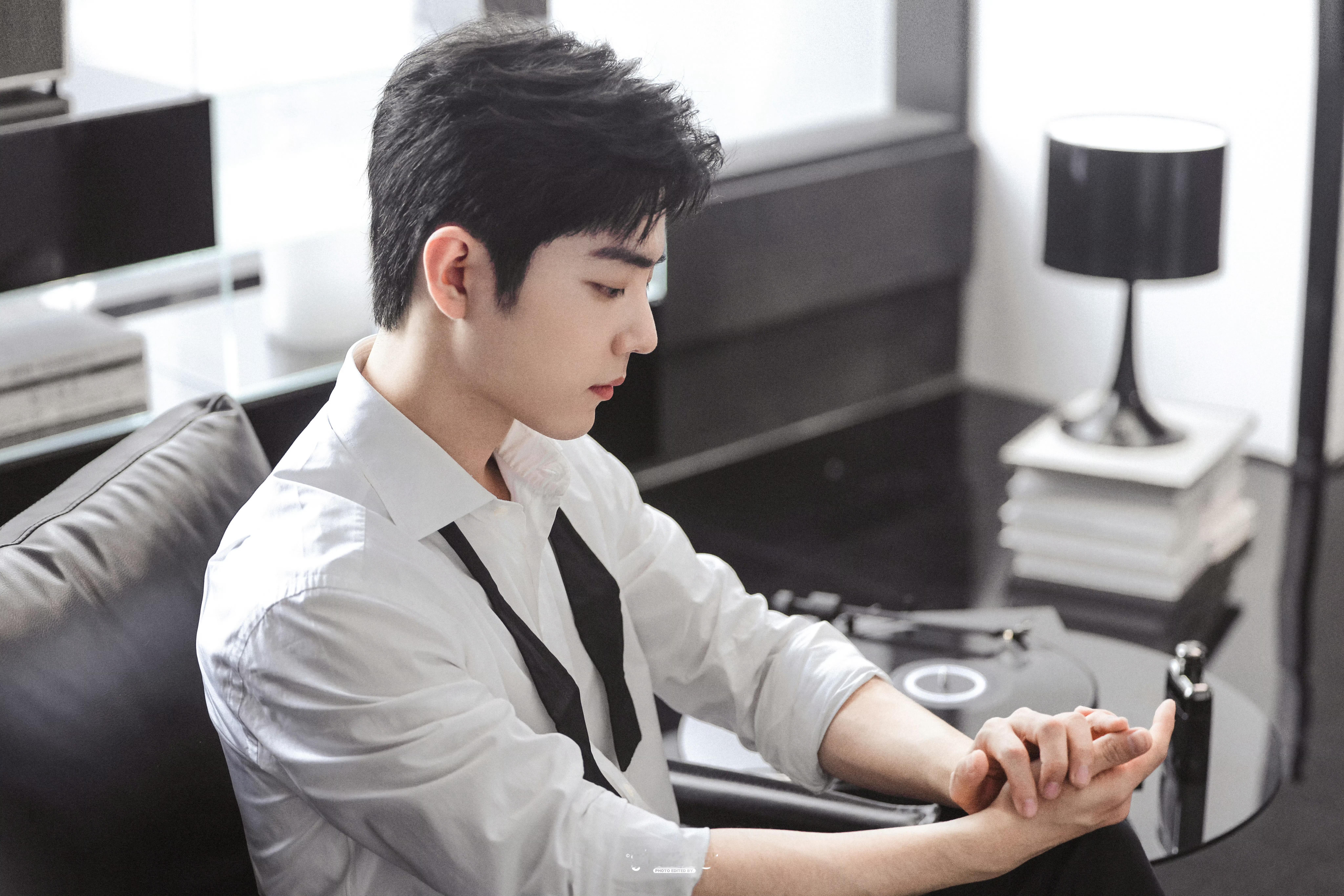 肖战 细数此生的最美好，是我来时，恰逢你到！晚安，男朋友！ 