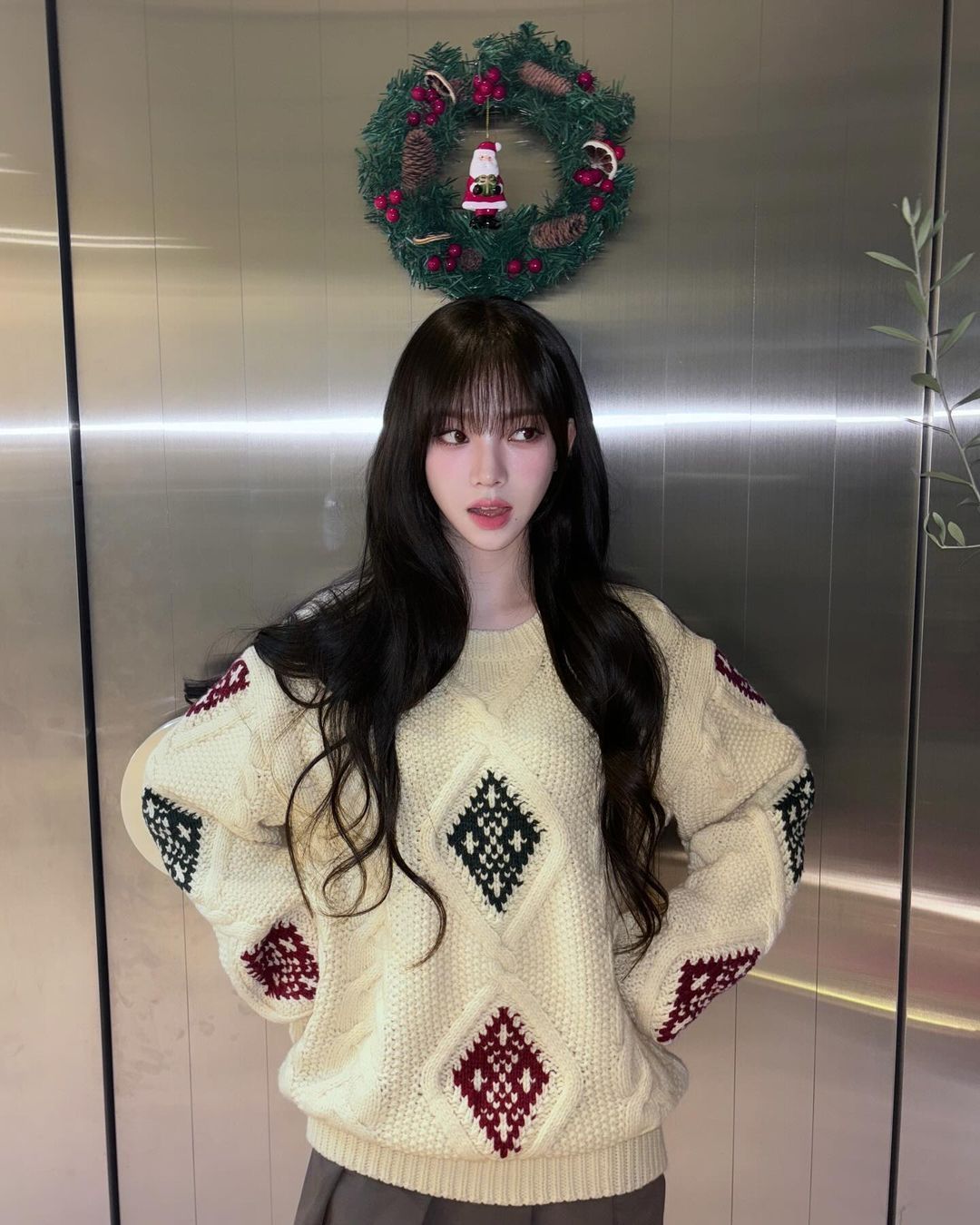 柳智敏[超话]   [给你小心心] 柳智敏 女五一   幸运，从不是偶然降临，每