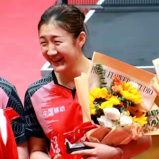 巴黎奥运乒乓球馆，陈梦一句“我就是要赢给所有人看”，瞬间点燃网络，网友炸开了锅，