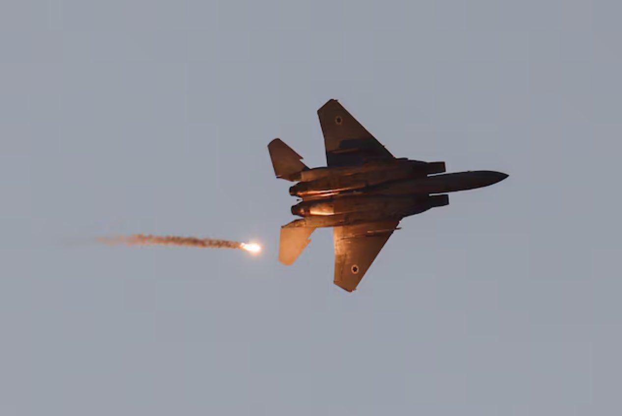 新闻快讯—— 路透社消息：波音公司获五角大楼86亿美元合同，为以色列制造25架F