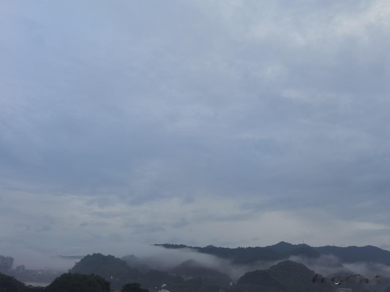 雾锁春江