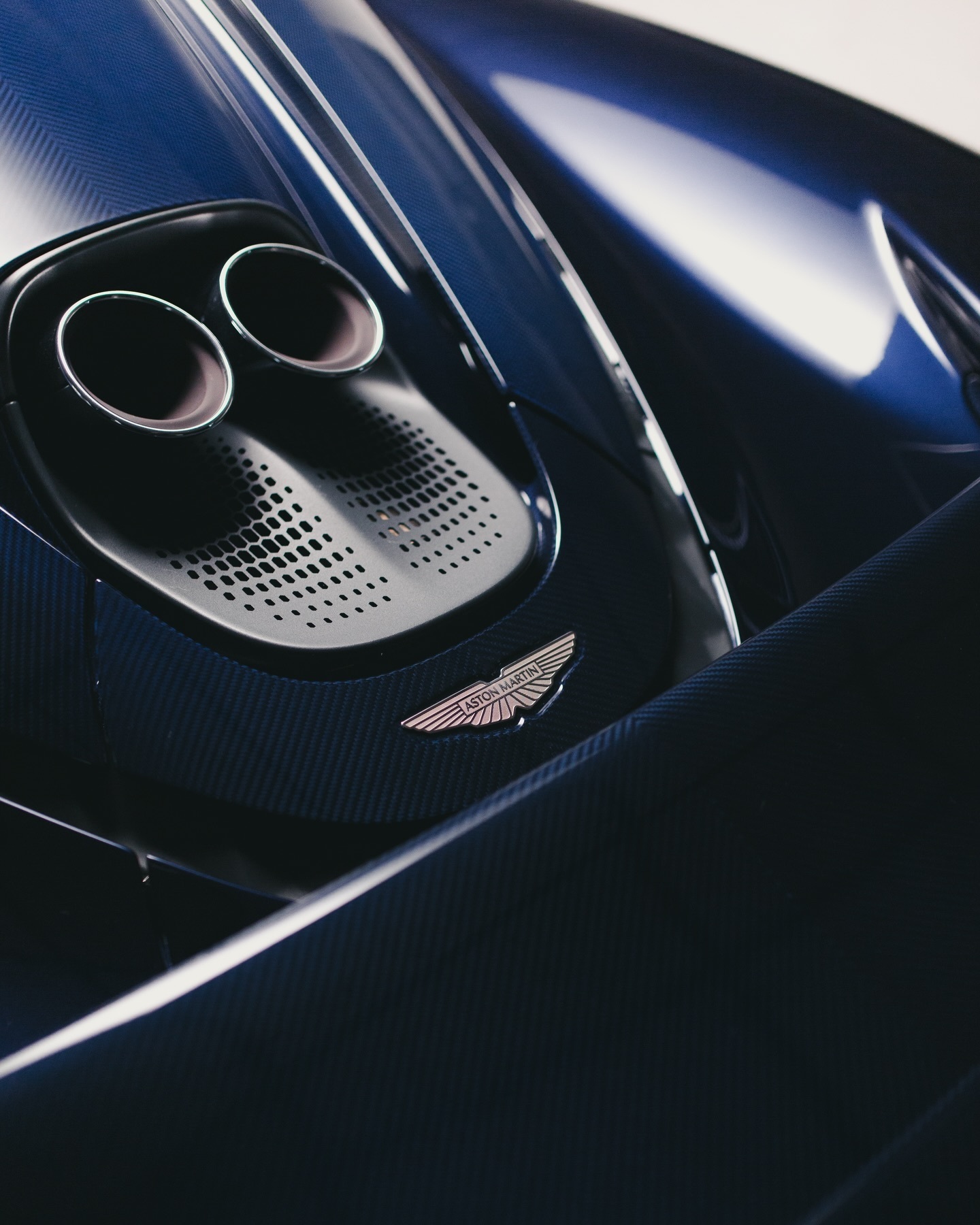 AstonMartin Valhalla ｜阿斯顿马丁 