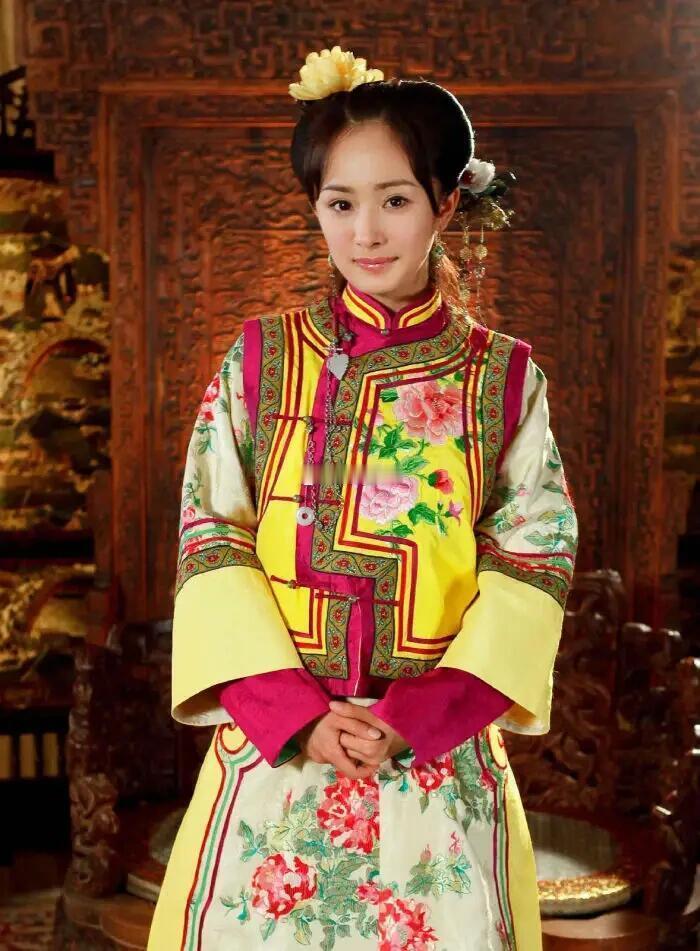 原来这些大爆剧都是2011年的《宫锁心玉》当年火成啥样？杨幂演的晴川一穿越，全班