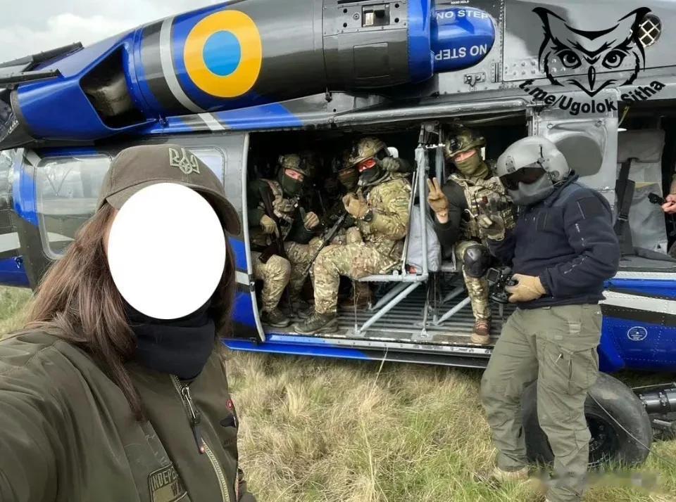 “针”的目标快来了。乌军展示了美制UH—60A“黑鹰”直升机的训练照，机体上出现