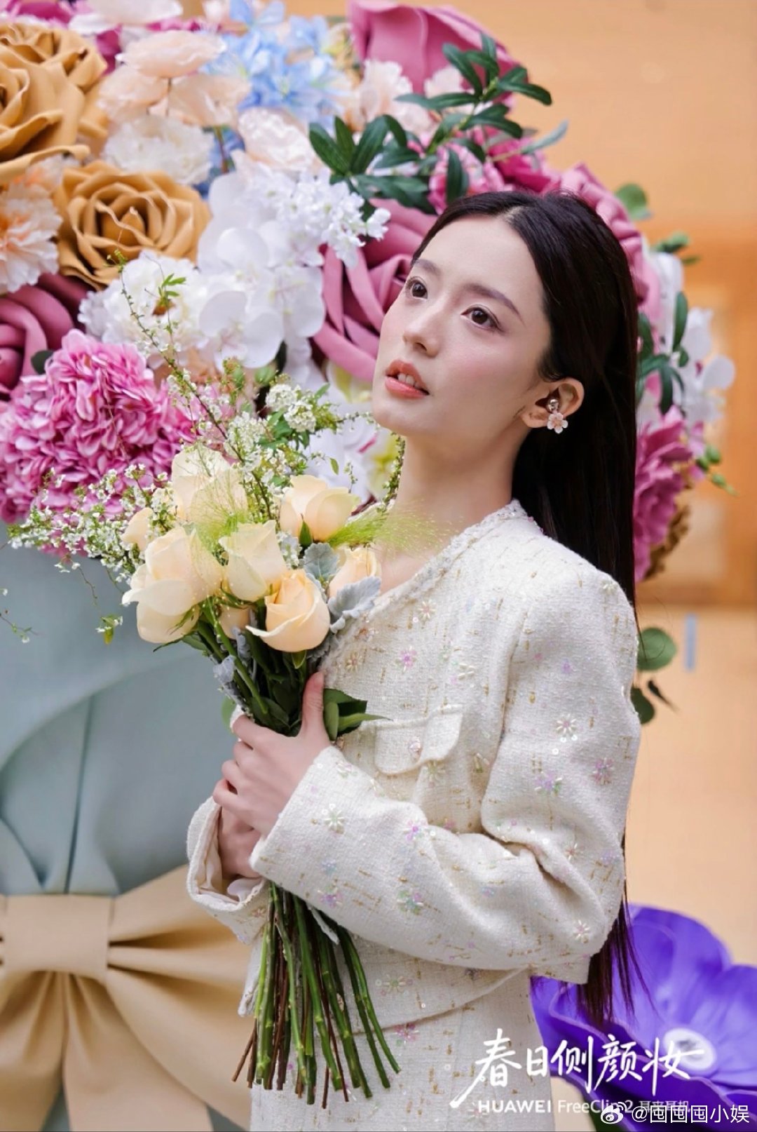 唐毅的妆造精致到耳朵唐毅拿捏淡颜天菜妆 唐毅老师的妆造理念真的很超前，第一次看到