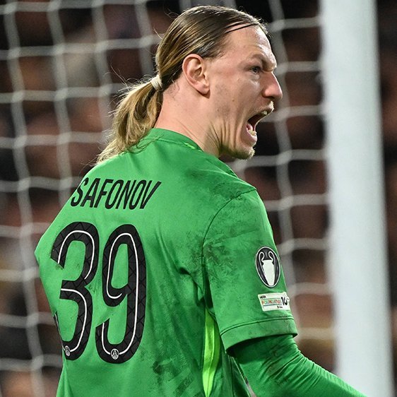 欧冠  🚨克瓦拉：“萨福诺夫表现非常出色。MVP奖杯非他莫属。他做出了很多扑救