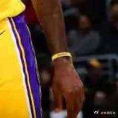 NBA常规赛继续进行，波特兰开拓者队（21胜22负）拿到连胜。虽然勒布朗得到20