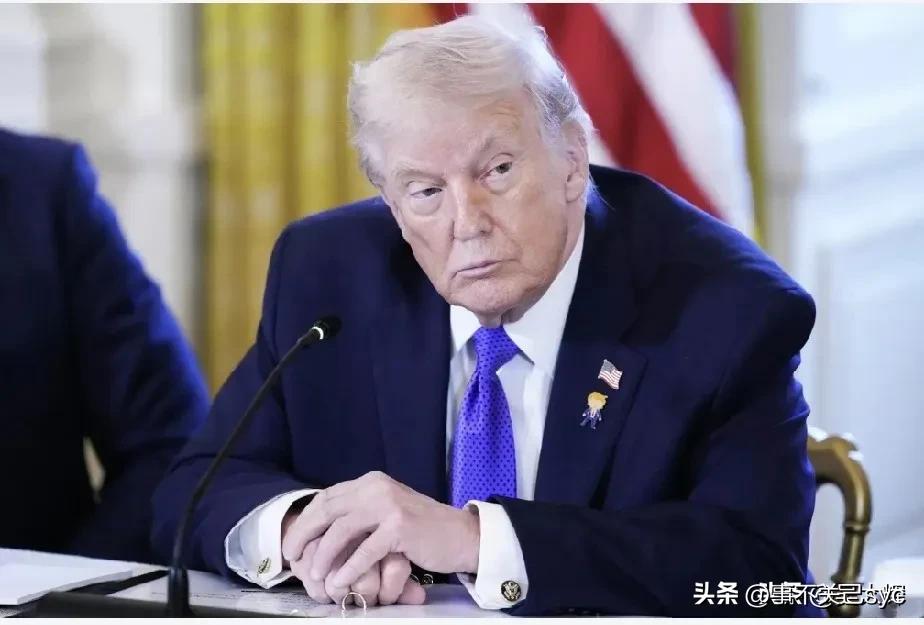 特朗普接受《大西洋月刊》采访的称，“古巴也会倒下”，伊朗不会是最后一个在与美国对