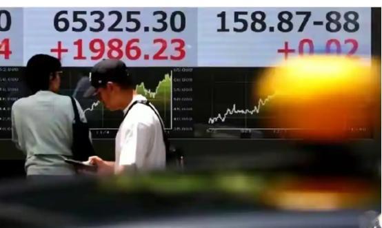 日本巨头集体躺平，撕开了半导体最残酷的真相
关东电化和中央硝子，两家低调的日本化