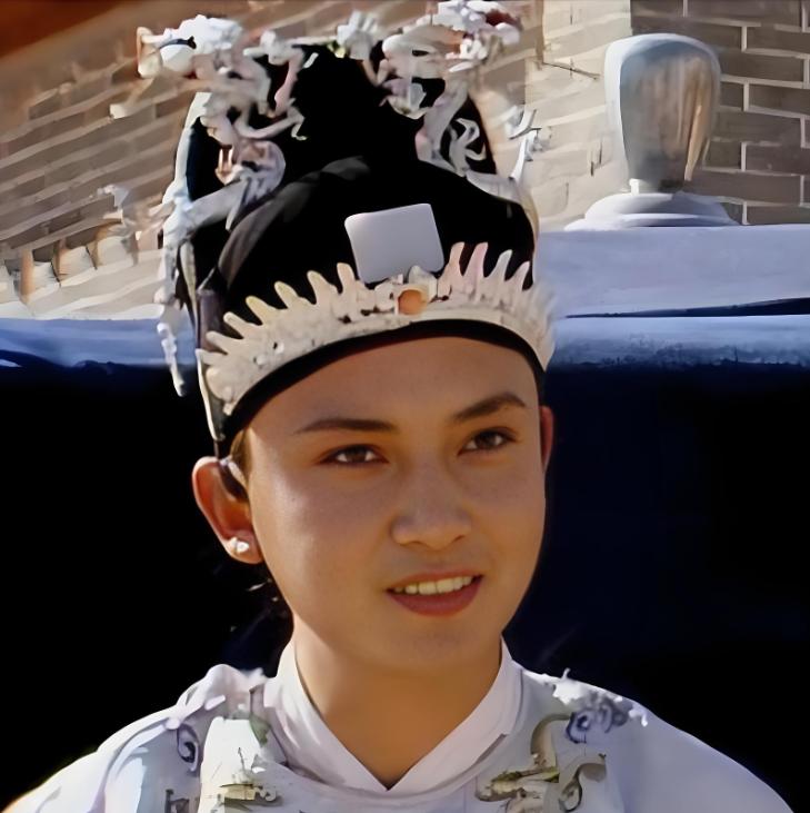 北静王哪能看得上林黛玉呢？

为了强捧黛玉，有些人真是疯魔了。

他们一面吹嘘林