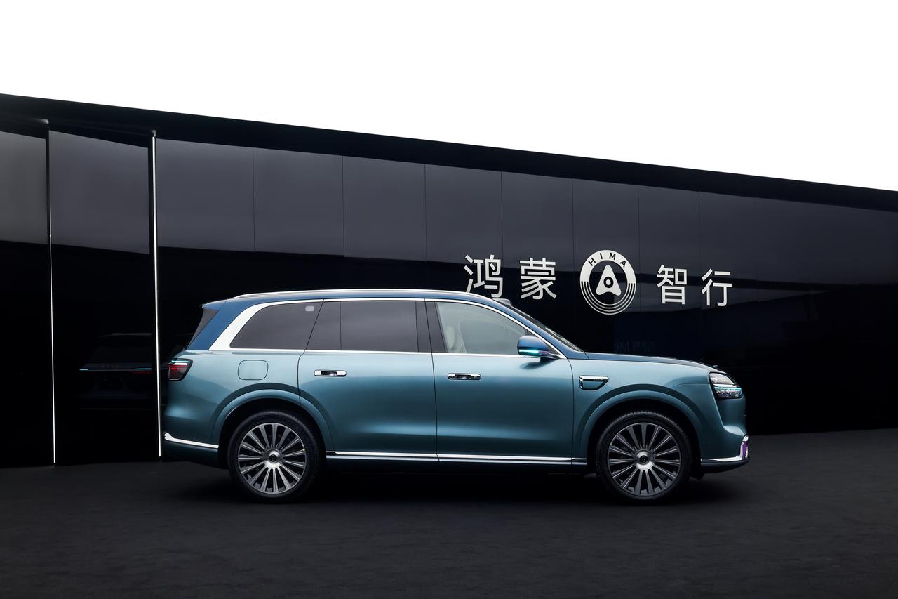 华为鸿蒙智行累计交付突破 135 万辆车，多款新车发布，具体情况一一给大家介绍。