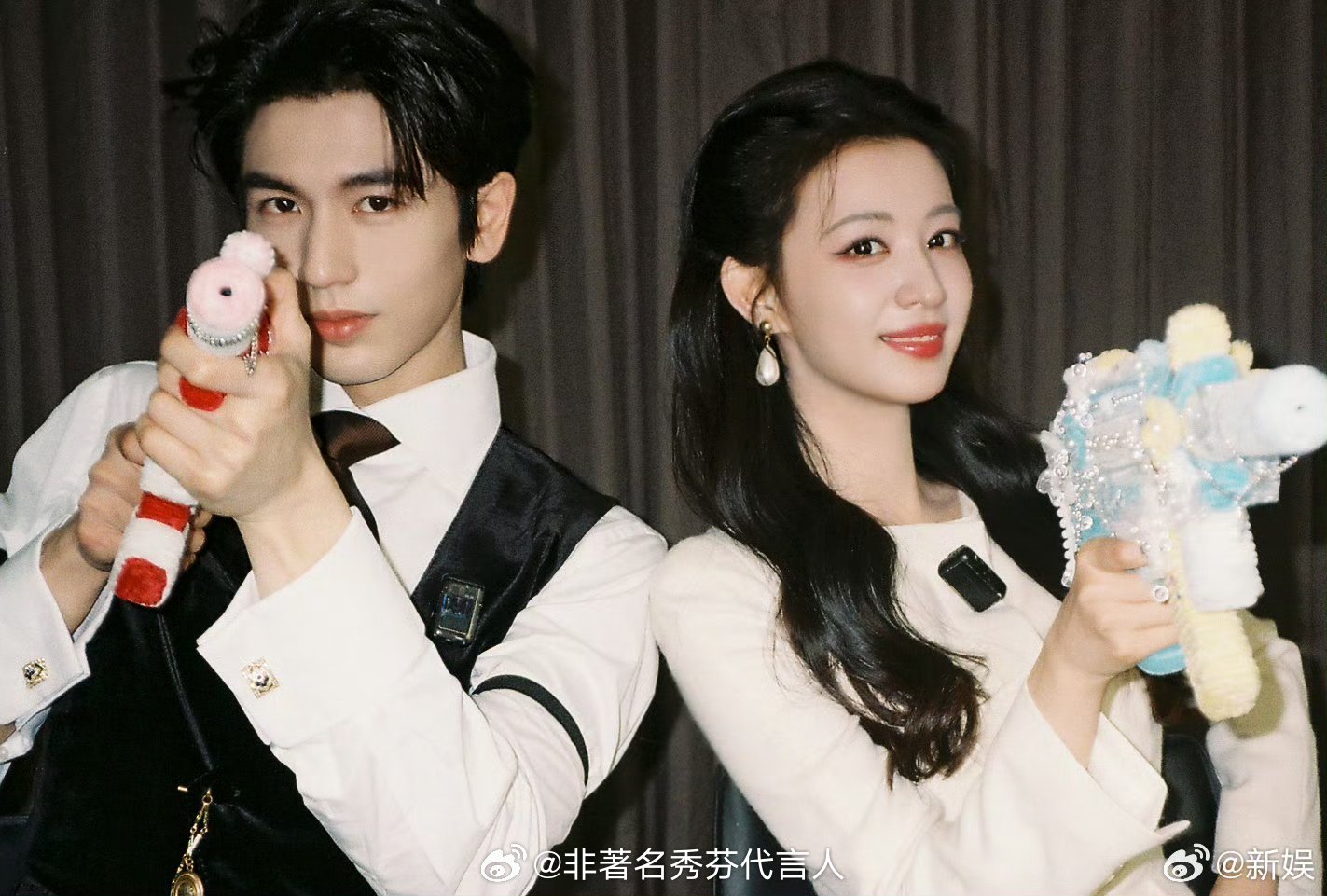 这一秒过火辱追恨海仇天男帅女美，真的爽爽的。 