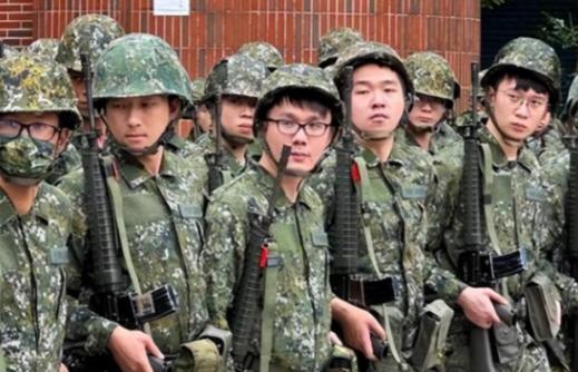 金门驻军的一位将领，不小心把心里话给说漏嘴了，他说要是因为“台独”闹起来，真的打