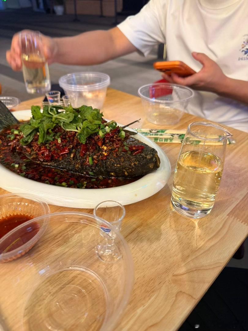 茅台30年暴力黄汤。 仁怀