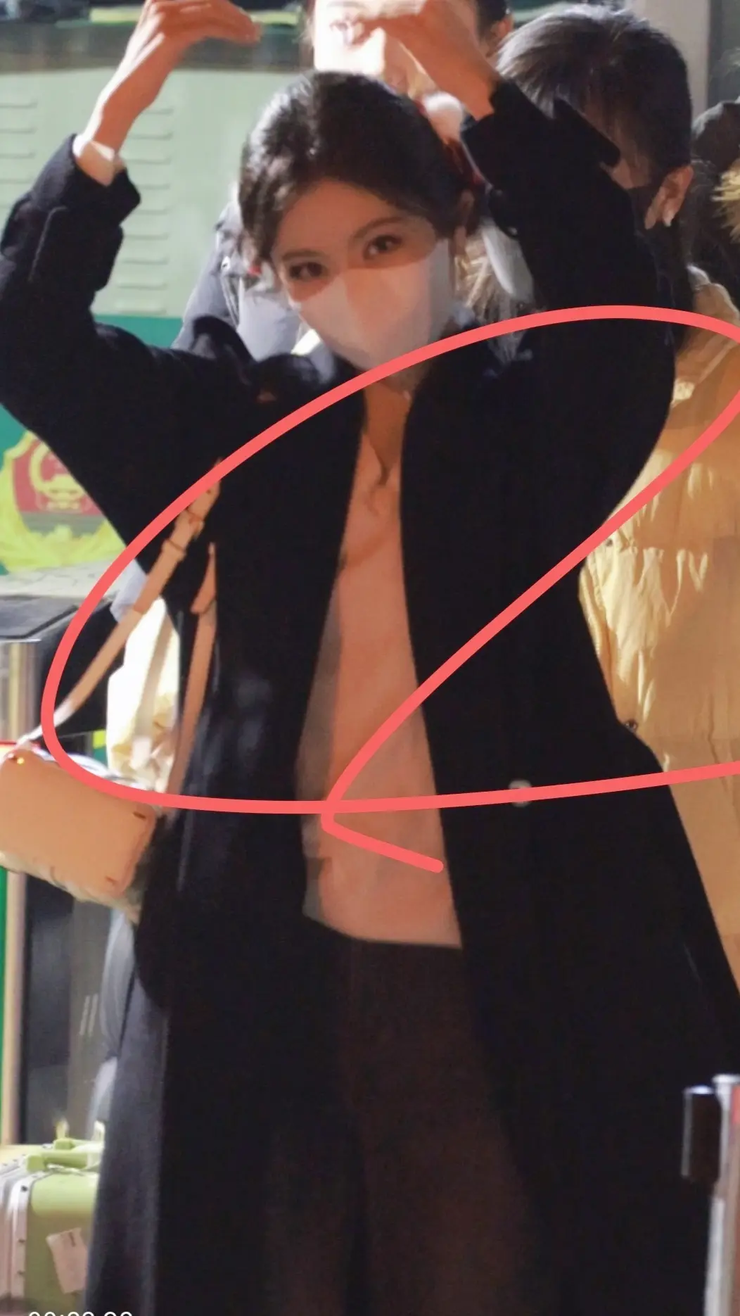 下班啦饱饱，快回家过年吧😘