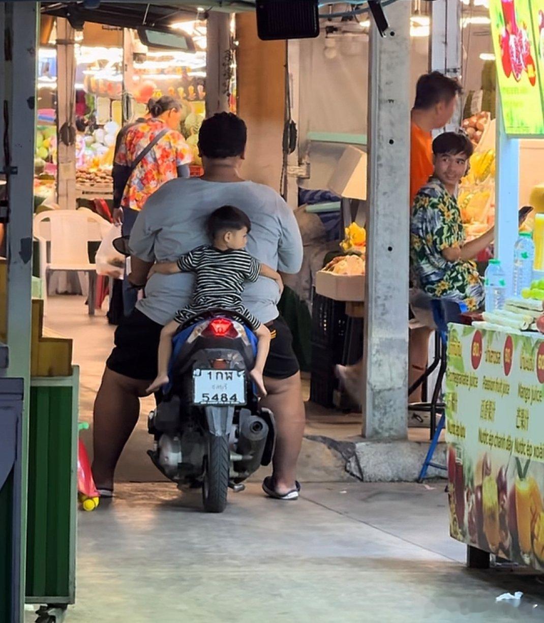 父爱如山，去兜风一点风吹不到哈哈哈哈哈哈哈哈哈哈哈哈 