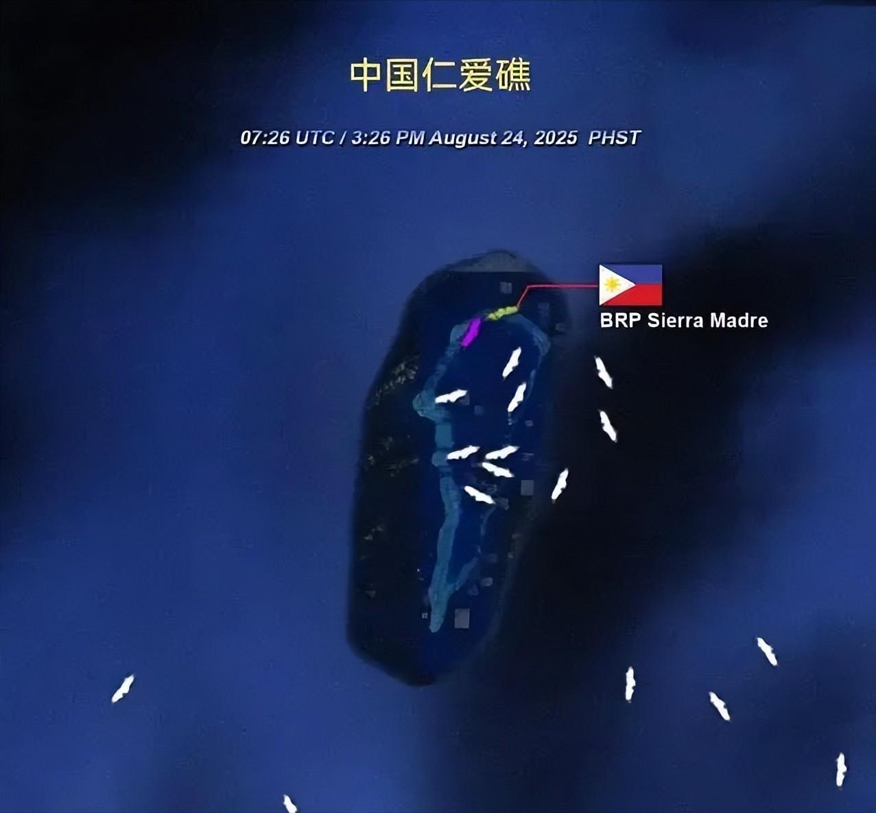 布劳纳又来“嘴上登陆”。

这位菲军参谋长，拉着澳防长在军演看台上摆出胜利者姿态
