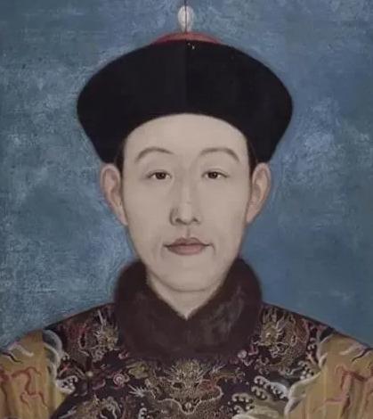 凌晨3点，整个北京城死寂得像座坟。可紫禁城养心殿的灯亮了——89岁的乾隆，已经坐