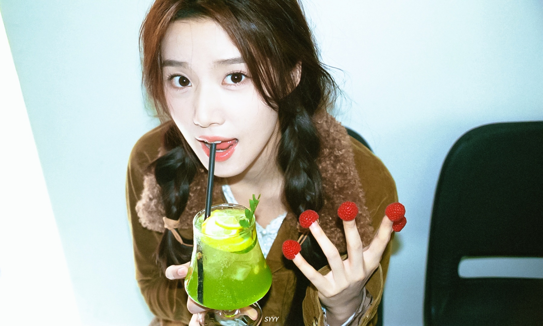 -暗恋像一颗颗的青梅果 