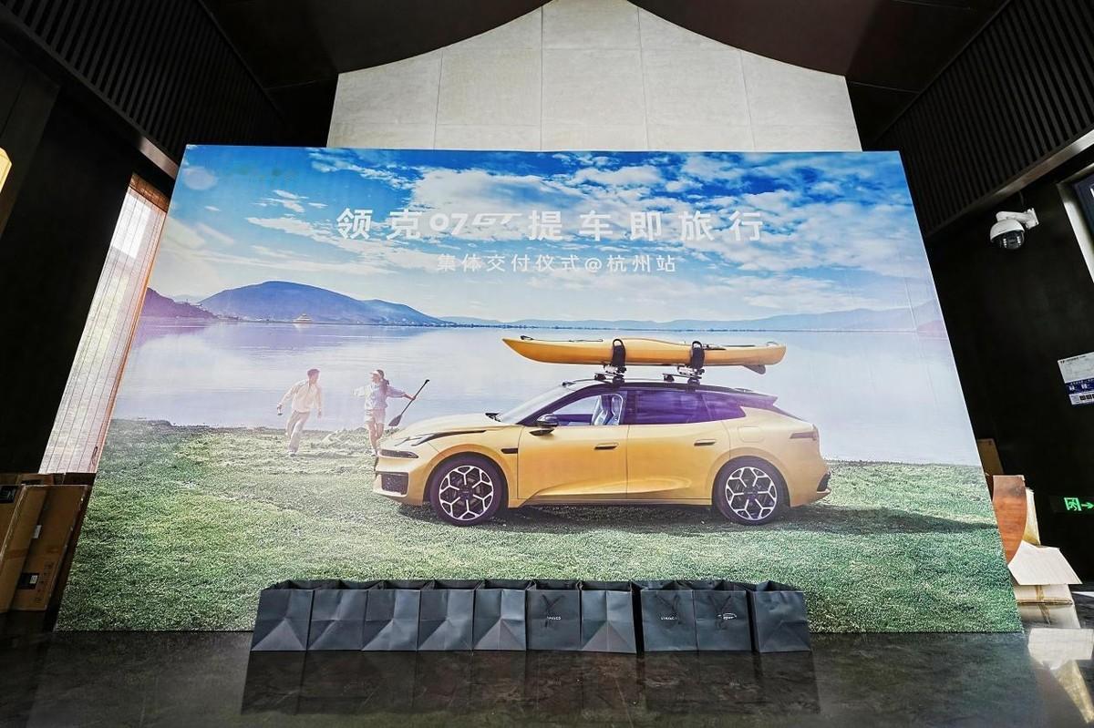 三挡混动全路况验证，环湖试驾实测能耗续航
很多消费者担忧混动车型高速、山路馈电油