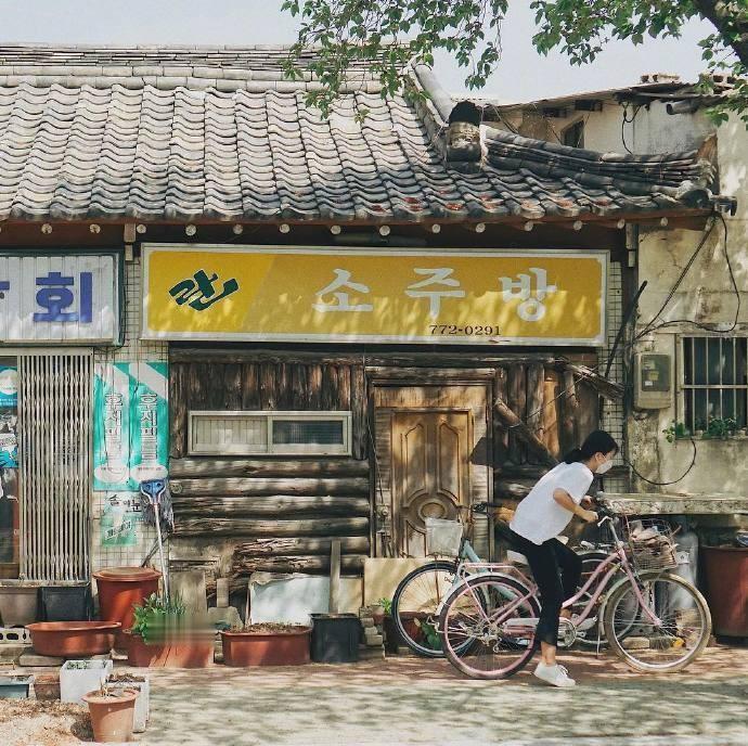 喜欢这句话：世上的人遍地都是，说得着的人千里难寻。