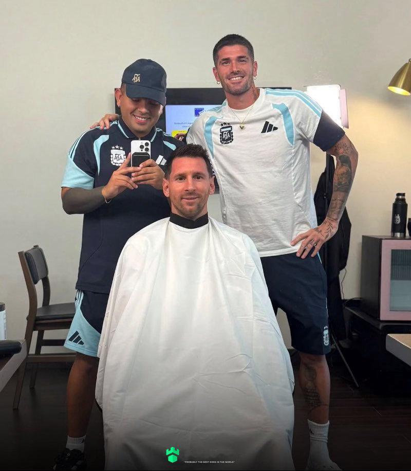 💇♂️在德保罗的陪同下泥煤又剃了😄梅西德保罗2026美加墨世界杯