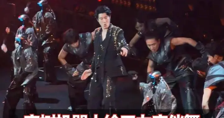 宇树机器人给王力宏伴舞 表演高难度空翻，火爆海内外！马斯克点赞称“令人印象深刻” 网友：股票该买啥王