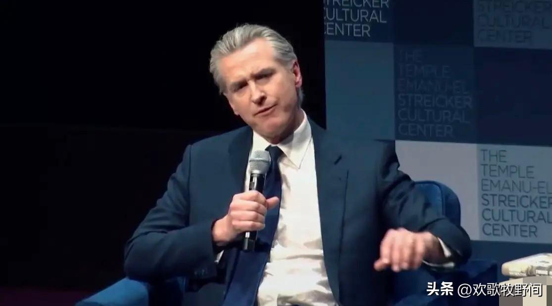 加州州长纽森今天发文说：“特朗普的每一次出访、每一项协议、每一项关税都与特朗普的