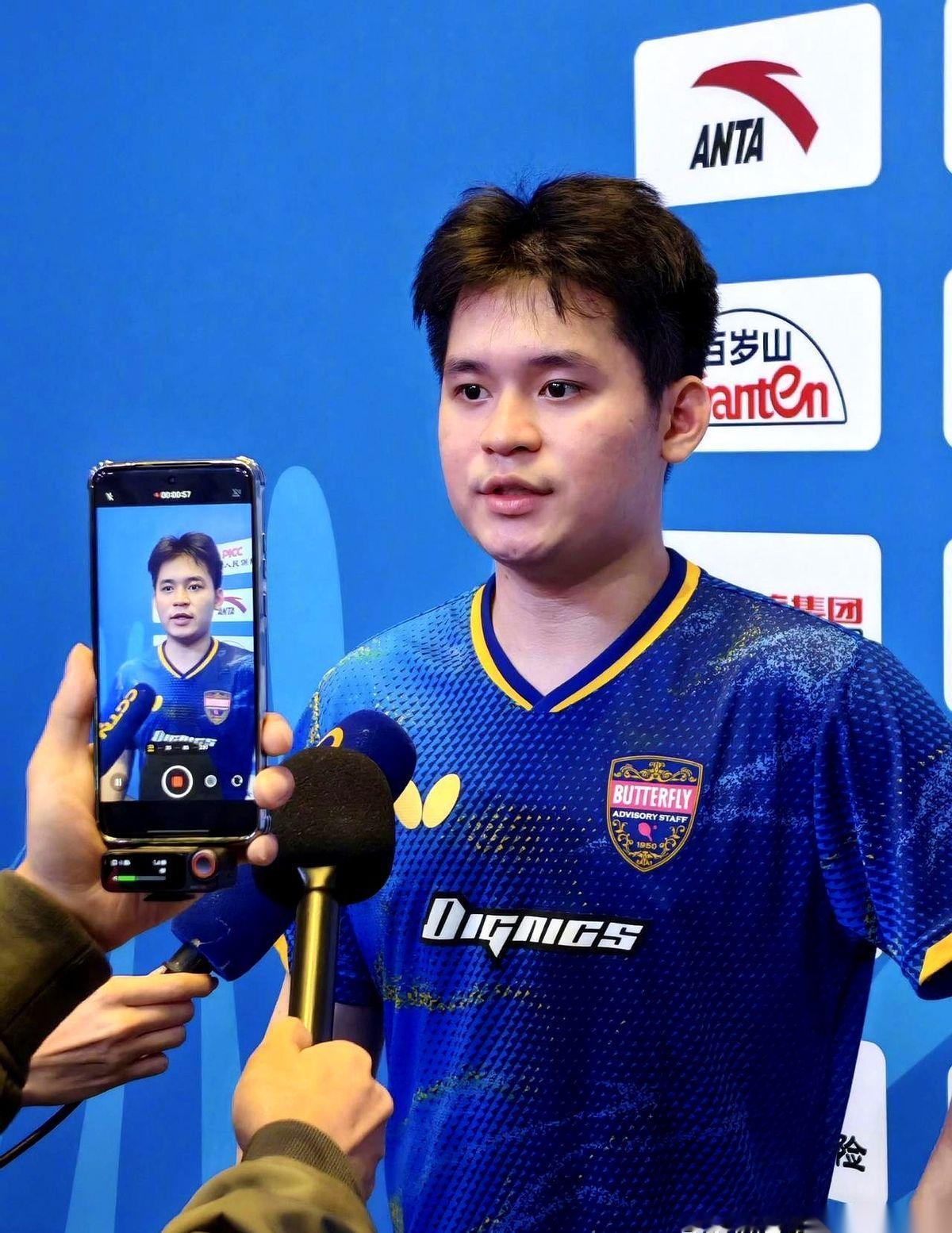 全省就他一根独苗，一个人就是一支队。
这小孩叫林诗栋。
全运会，那是什么地方？刺