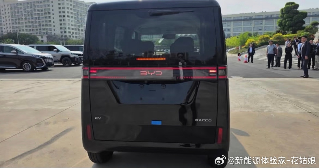 补贴歧视？冲！迪子杀进日本K-Car战场！RACCO配色大公开:黑/白/奶白三色