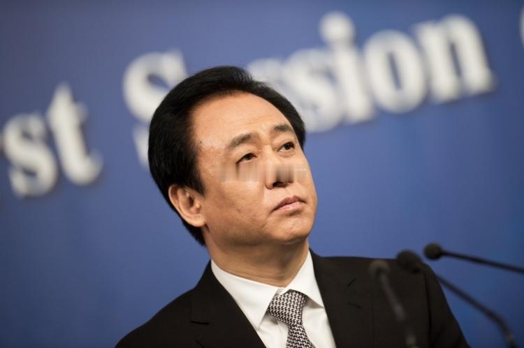 今日上午，广东省深圳市中级人民法院对恒大集团、恒大地产、许家印等案一审宣判，对许