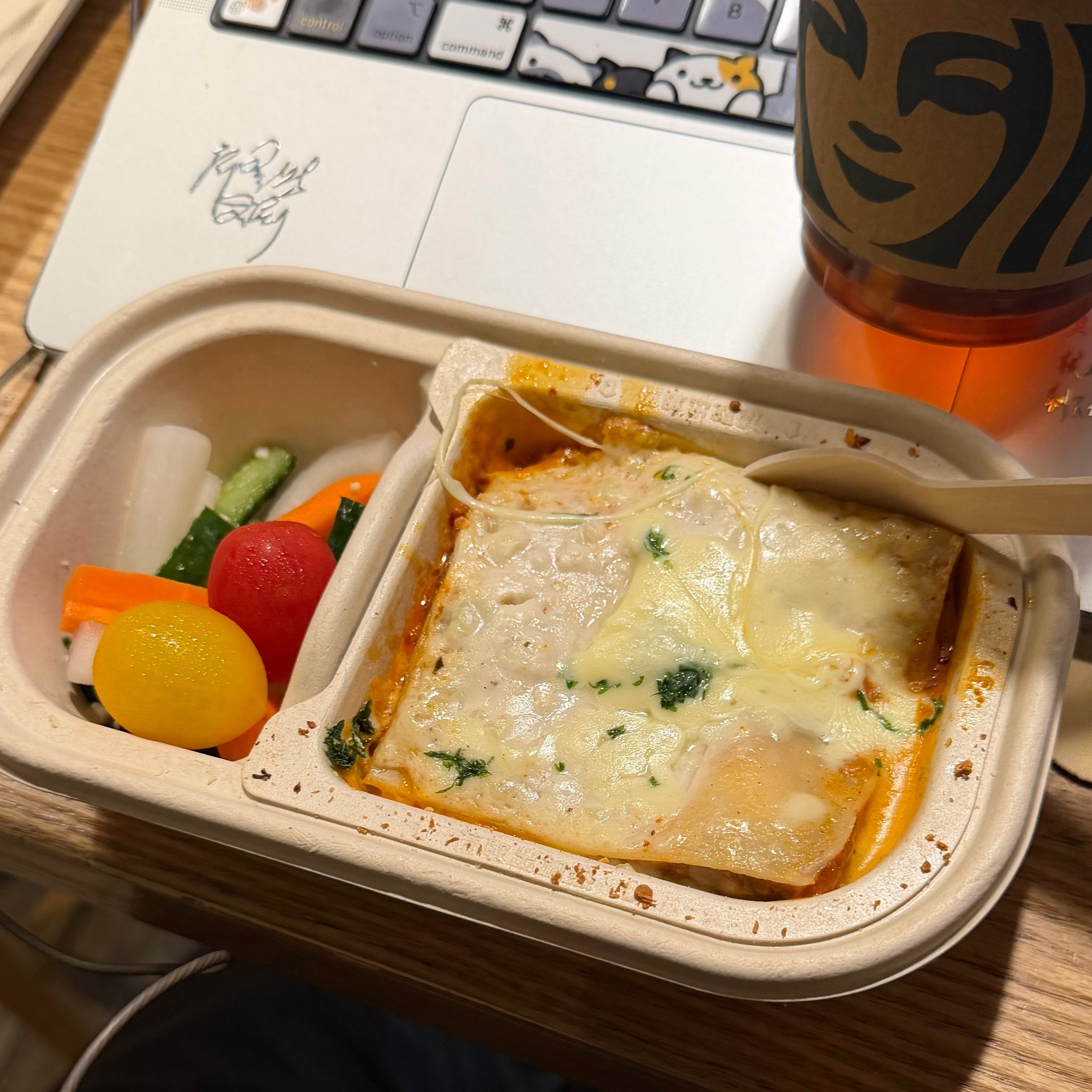 星巴克这个千层面还挺好吃就是有点不够吃 ​​​