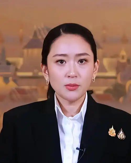 佩通坦为泰国立下不世奇功。

丢失的军事要地茄子山回到了泰国手中,这场泰柬冲突背
