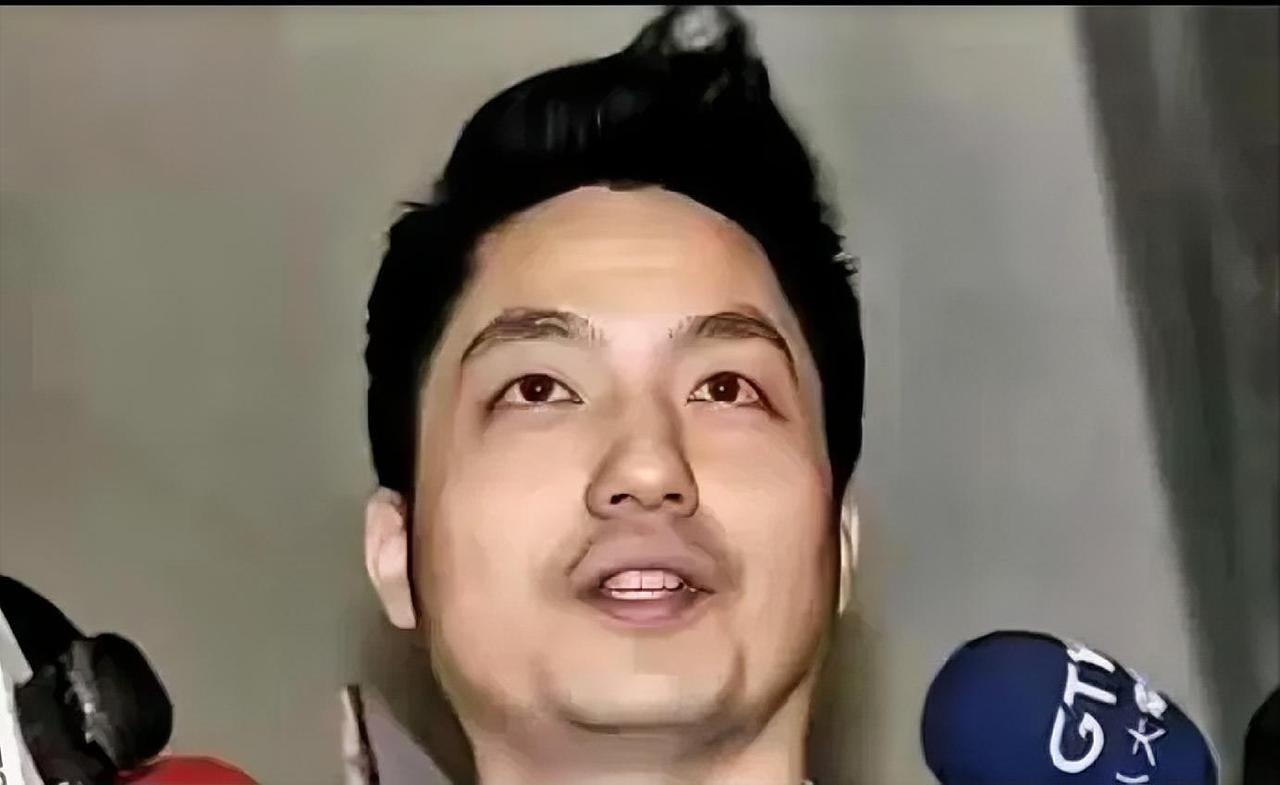 蒋万安不干国民党主席了，台北市长照干，他到底在想啥。
从2026年初开始，他至少