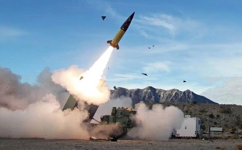 俄罗斯的导弹为什么打不完？西方发现其中秘密，想以此封锁中国？

俄乌冲突打了这么