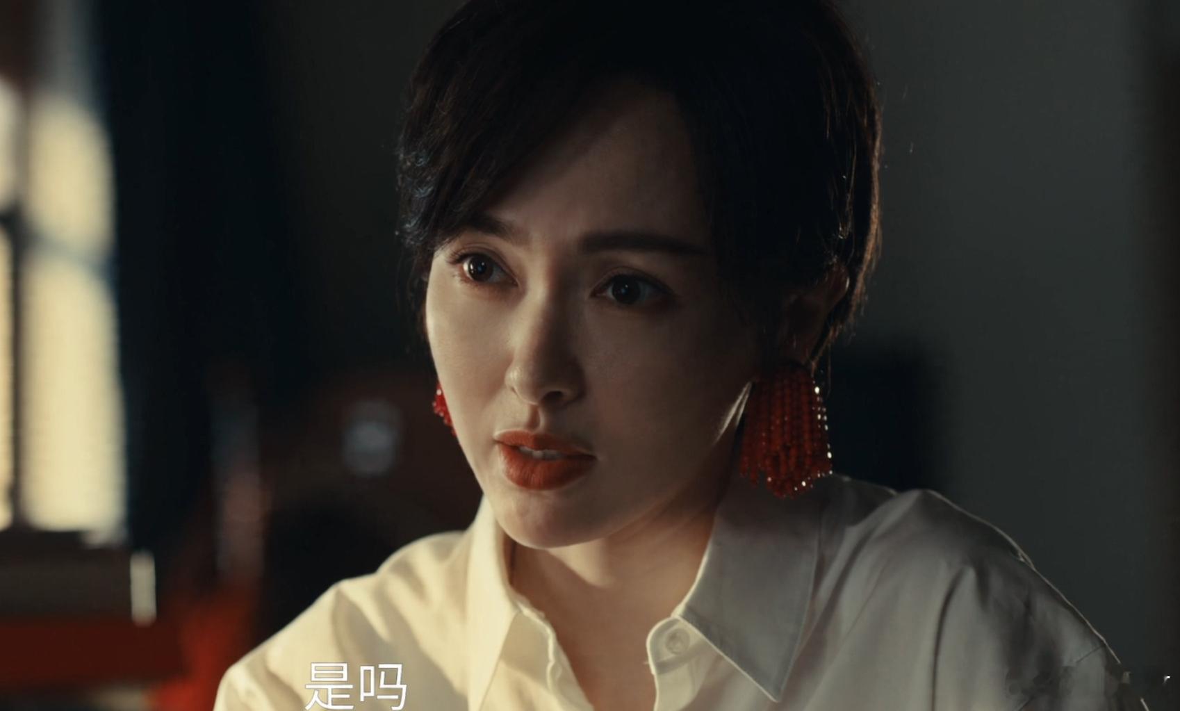 当现任不会做前任不配他这种逃避型依恋真的太典型了，享受暧昧甜头的时候比谁都投入，