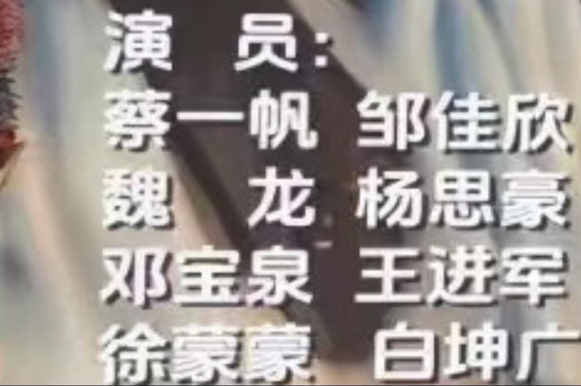 永远做自己喜欢的事情 永远不要因为身边人的看法否定自己 做自己就好