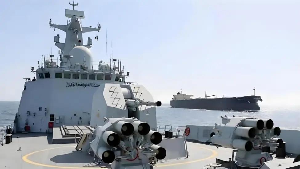 巴基斯坦拔得头筹！
霍尔木兹海峡牵动着全世界人民的心，伊朗逼不得已对霍尔木兹海峡