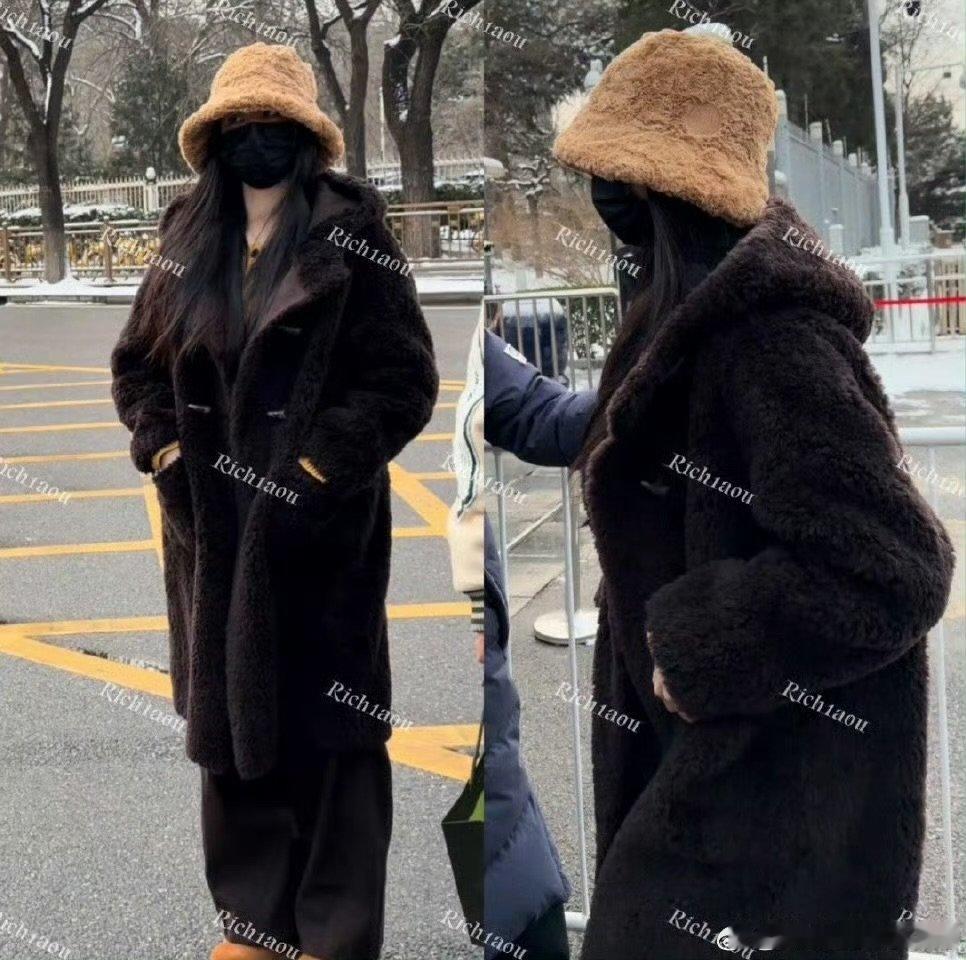 王楚然现身央视春晚联排王楚然现身央视春晚 王楚然现身央视春晚联排 