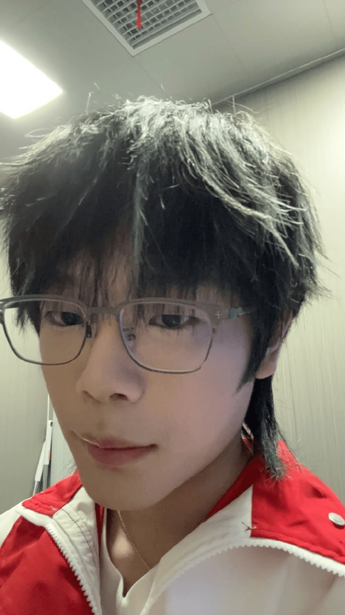 钟意发文：很抱歉，自己的状态也很迷茫，明年再战吧！