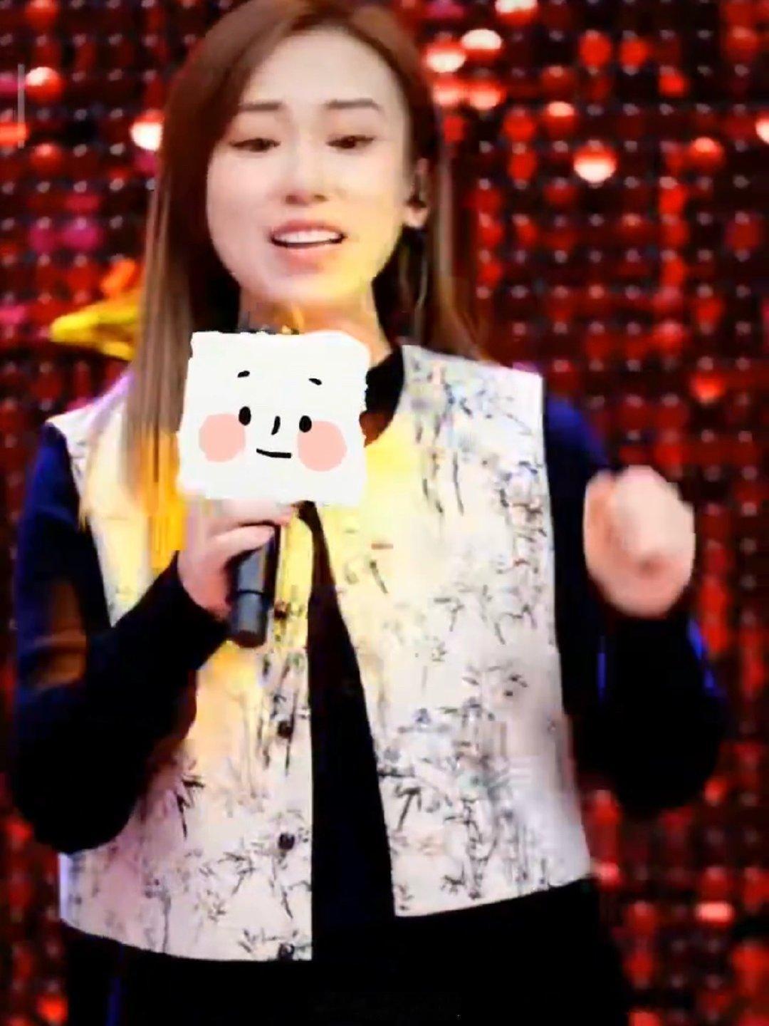 东北人有自己的一路向北 告别伤感！东北人一路向东北，铁锅炖热炕头，过年氛围直接拉