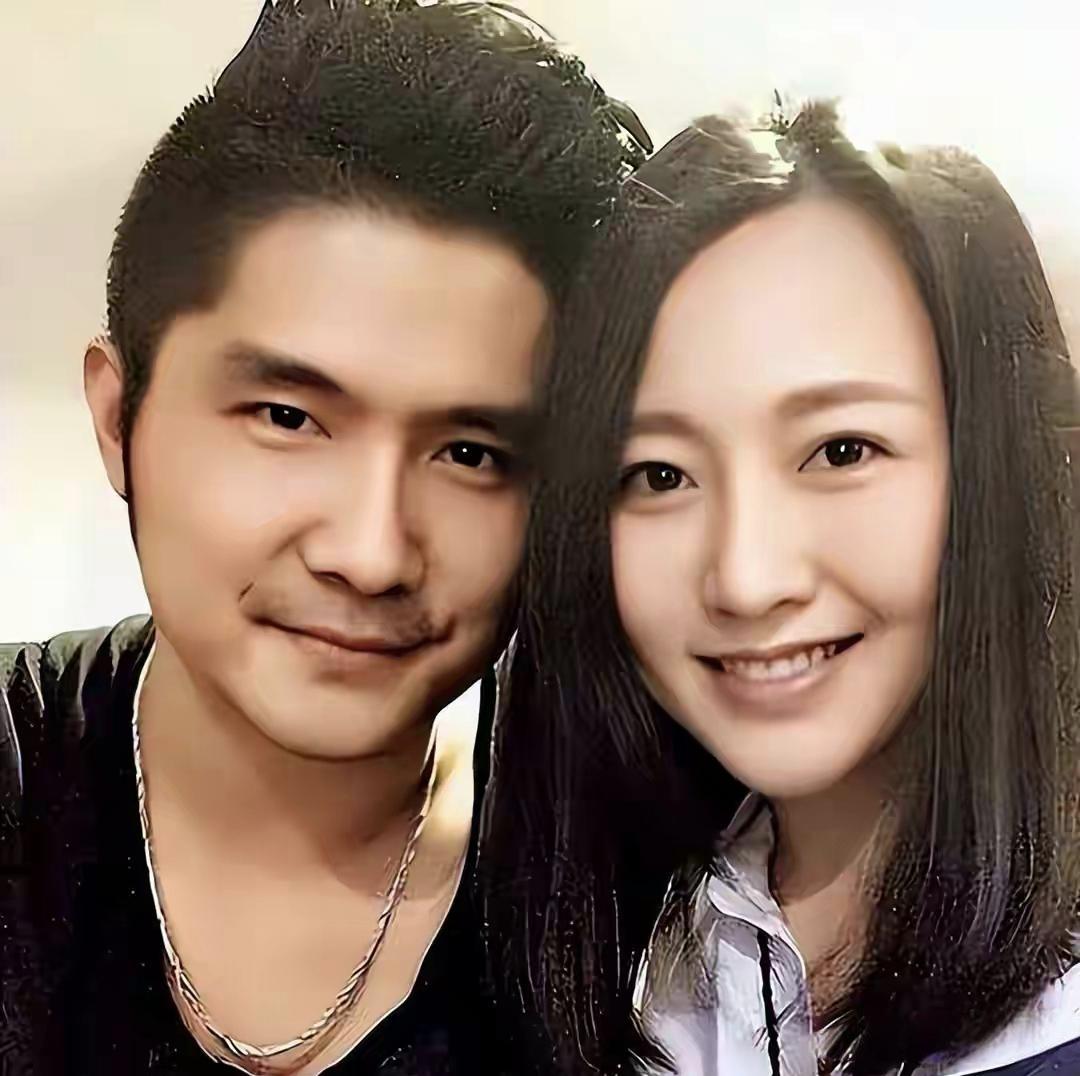 3000万法拉利迎娶潘阳！坐拥豪宅却常年陪伴父母，众人猜测婚变，真相藏着通透生活