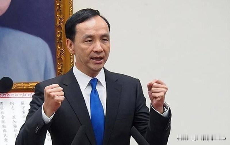 朱立伦卸任连喊10次感谢，背后藏着两岸和平的密码！
 
今天上午台北市成功高中体