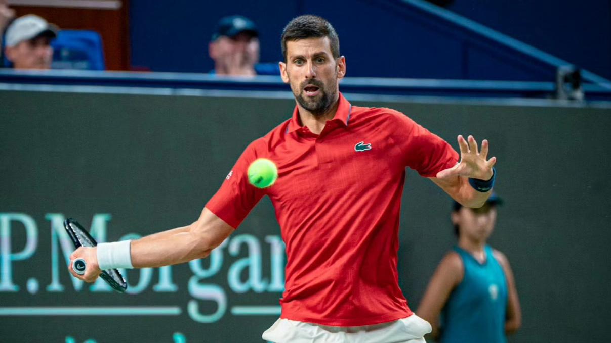 上海大师赛四强决出两席！

德约科维奇🇷🇸

瓦舍罗🇲🇨

北京时间10