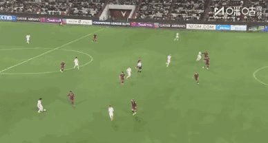 李扬无脑犯规送点葬送蓉城好局！费利佩梅开二度、韦世豪造点成都蓉城2-2战平神户胜