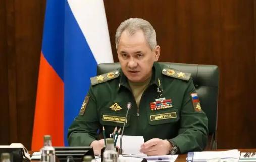 56个国家准备对俄罗斯下死手？你没听错。曾经硬气的俄罗斯，现在连前防长绍伊古都罕