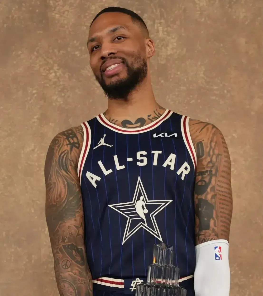 利指导透露了他的梦幻5人组​达米安·利拉德斯蒂芬库里勒布朗詹姆斯凯文杜兰特阿德巴