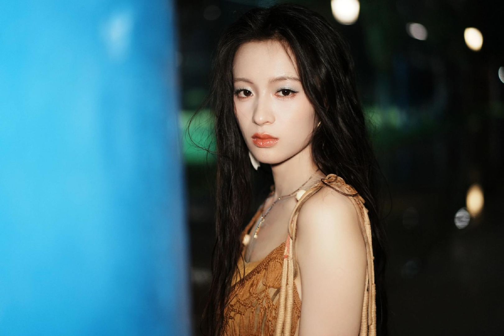 猎罪2林小茵的人生癫开狂走  李嘉鑫演的林小茵，那种疯疯癫癫又带着点神秘感的气质