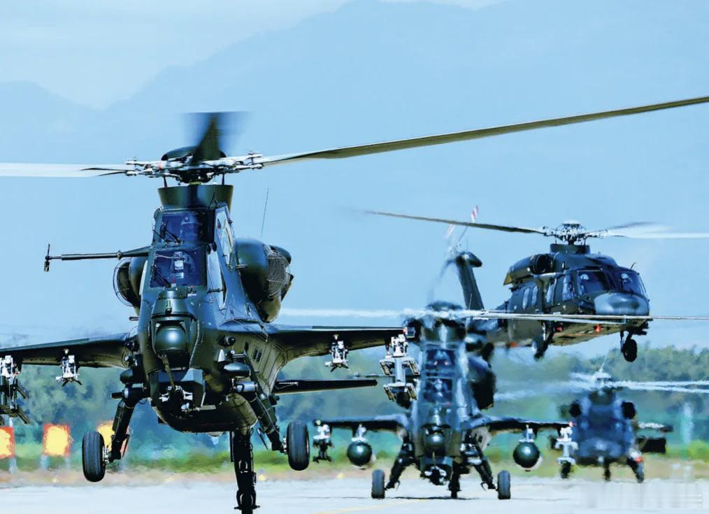 我是一个兵  【强军早报 】军事早知道1、近日，陆军某旅开展飞行训练。2、冬日，